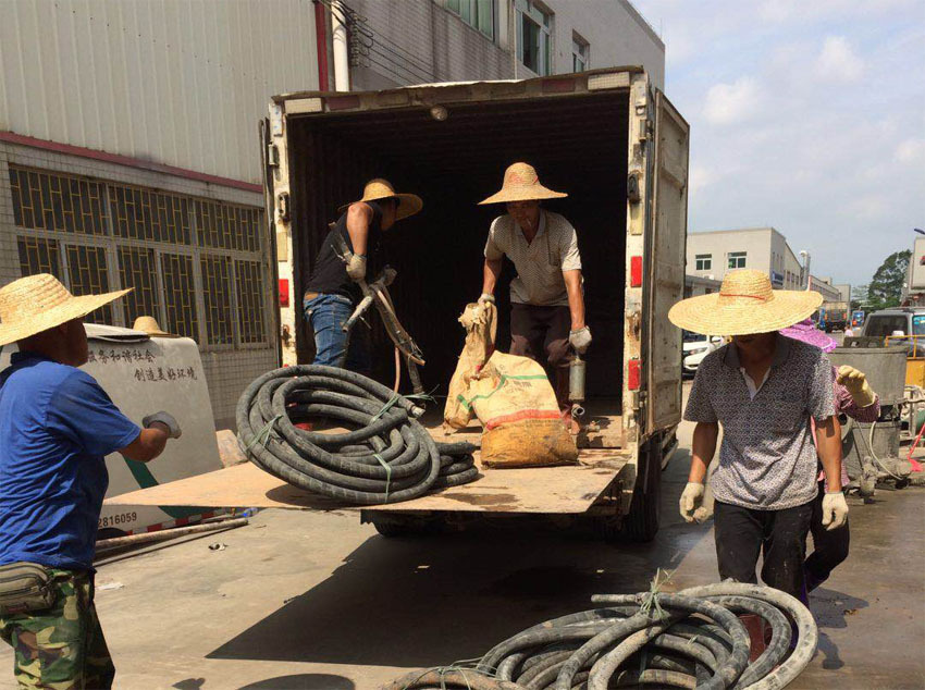 枣强一部件厂房地基出现下沉注浆加固